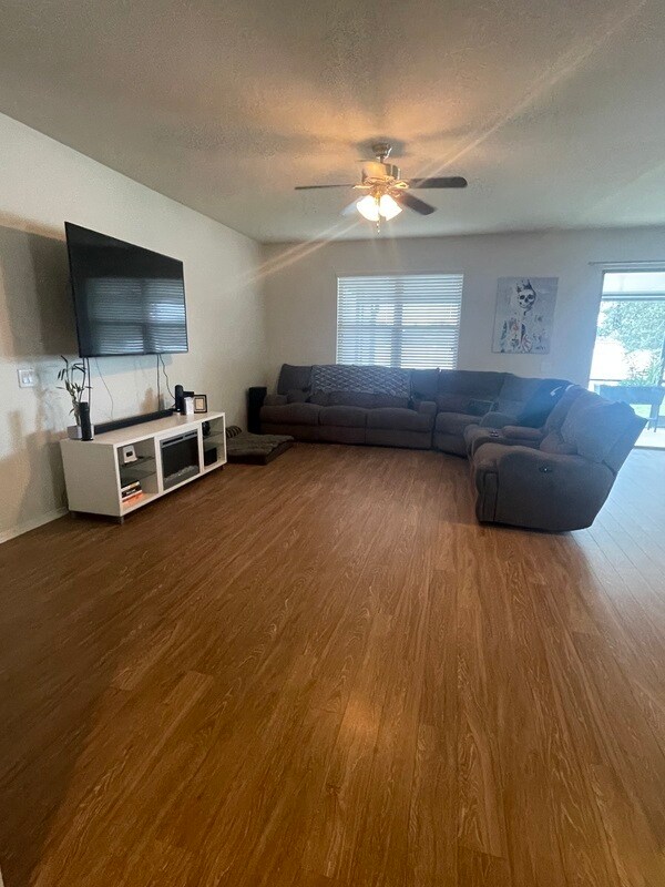 Building Photo - 15269 Stone House Dr