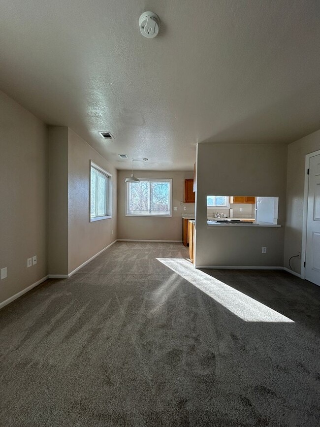 Building Photo - Condo Available For Rent In Northeast Boulder's Kings Ridge