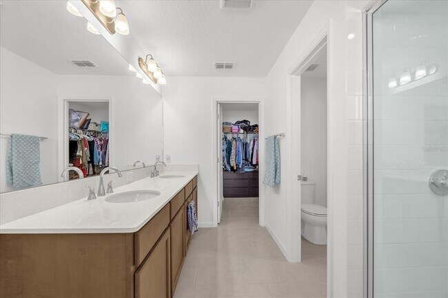 Building Photo - 2508 Cedar Rose St