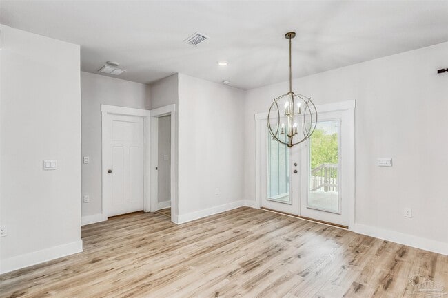 Building Photo - 3285 Southwind Dr