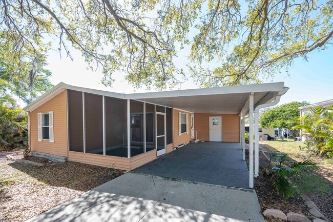 Building Photo - 125 Sky Ridge Dr