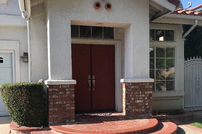 Building Photo - 11803 Summerwood Ct