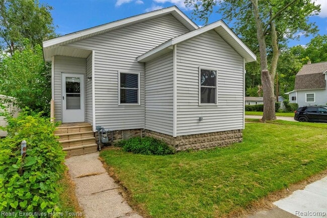 Building Photo - 1217 Mansfield St
