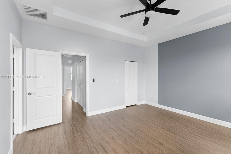 Building Photo - 4813 NW 48th Ter