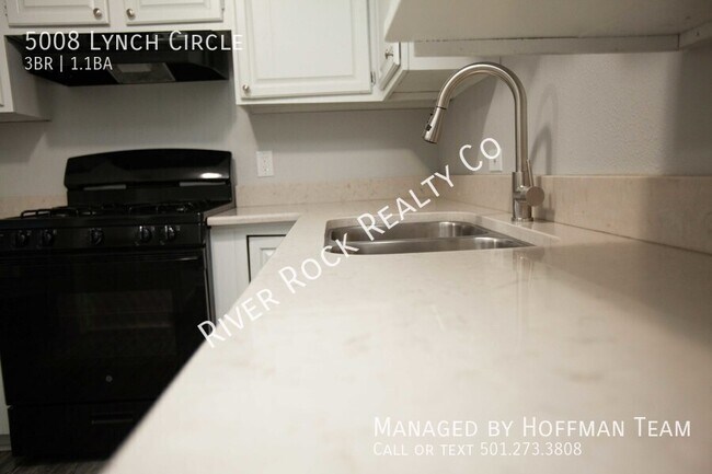 Building Photo - 5008 Lynch Dr