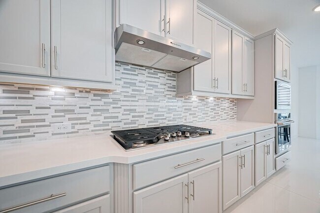 Building Photo - 18311 Licola Mdw Ln