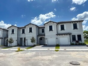Building Photo - 28647 SW 129th Ct