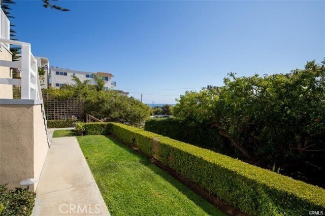Building Photo - 2324 S Coast Hwy