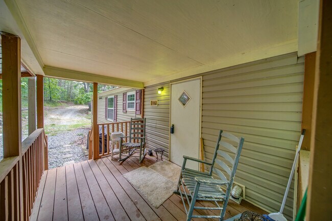 Building Photo - Home for Rent