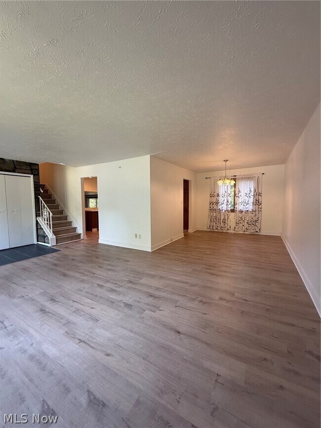 Building Photo - 6580 Forest Glen Ave