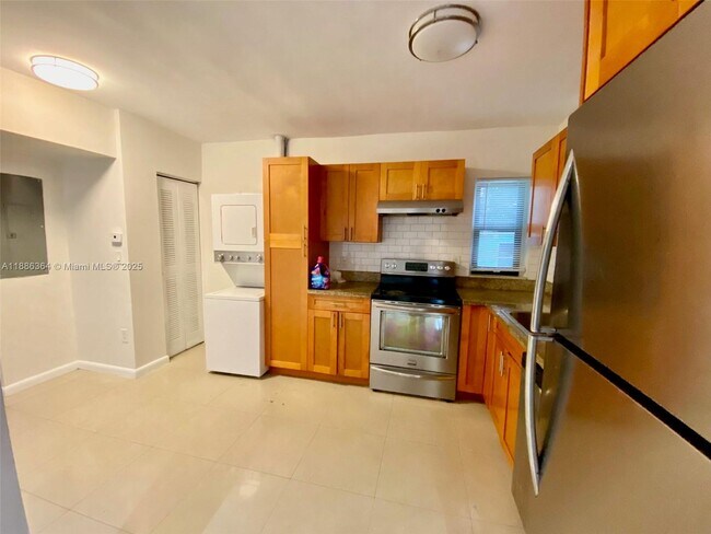 Building Photo - 8931 NW 16th Ave