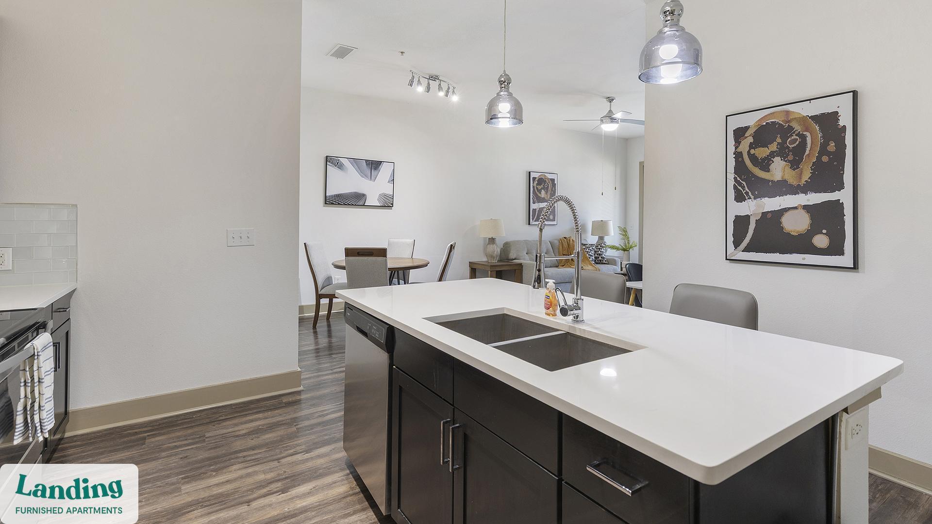 Building Photo - 5005 Galleria Dr