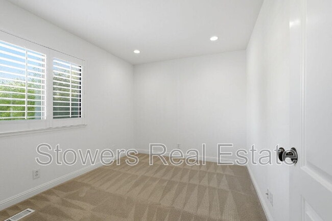 Building Photo - 500 Churchill Downs Ct