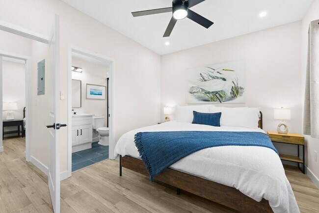 Building Photo - 436 Date Ave