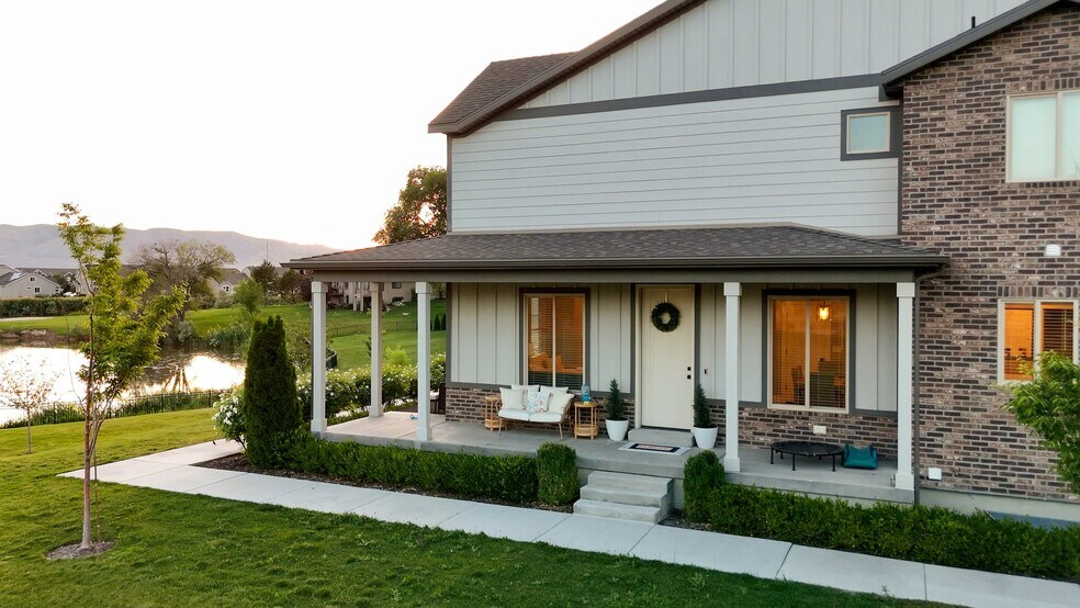 Building Photo - 1871 Springwater Ln