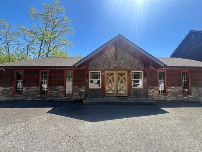 Building Photo - 2780 Tynecastle Hwy