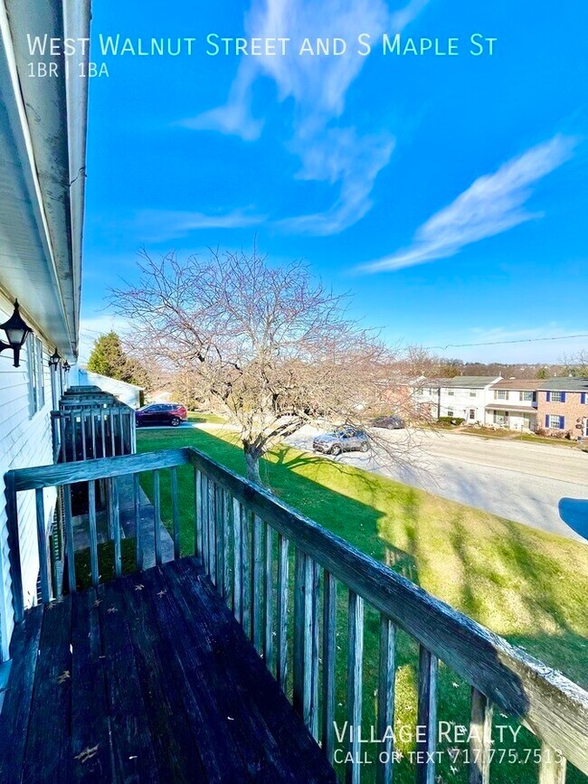 Building Photo - 86 W Walnut St