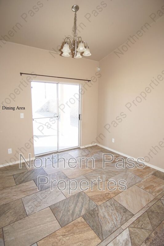 Building Photo - 12945 Hueco Hill Dr