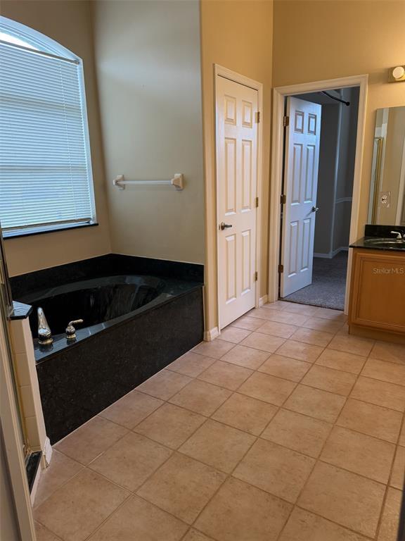 Building Photo - 6833 Hidden Glade Pl