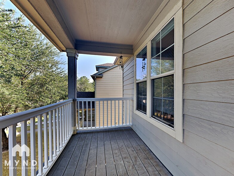 Building Photo - 23613 Twisting Falls Dr