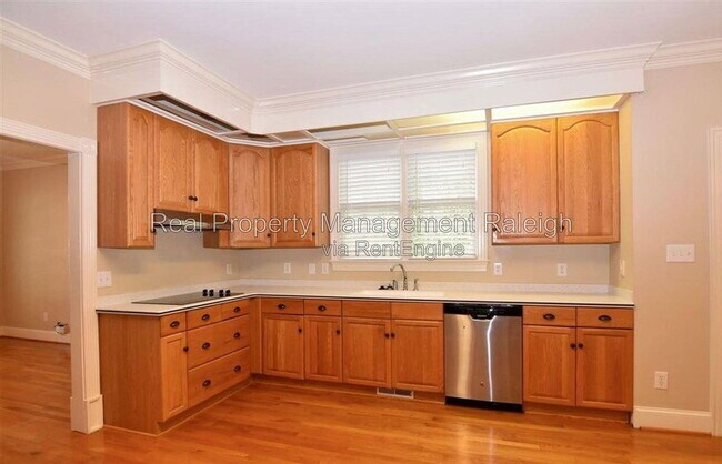 Building Photo - 3528 Eden Croft Dr