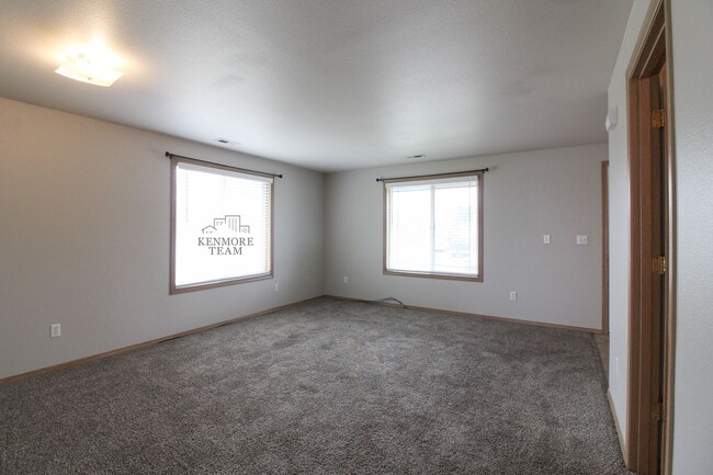 Building Photo - 3 Bedroom, 2 Bath Home in Pasco