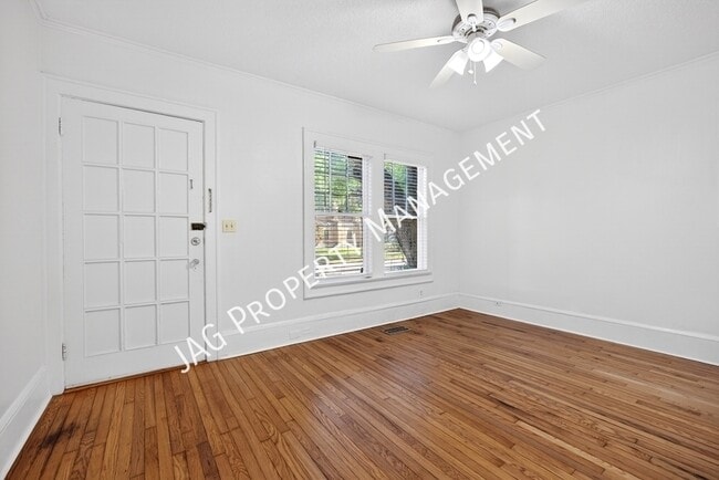 Building Photo - 2512 Park St