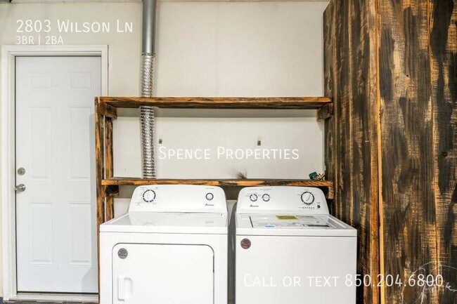 Building Photo - 2803 Wilson Ln