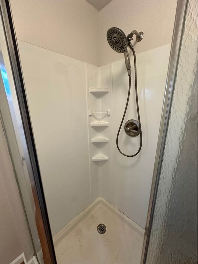 Building Photo - 1250 S 6th Ave