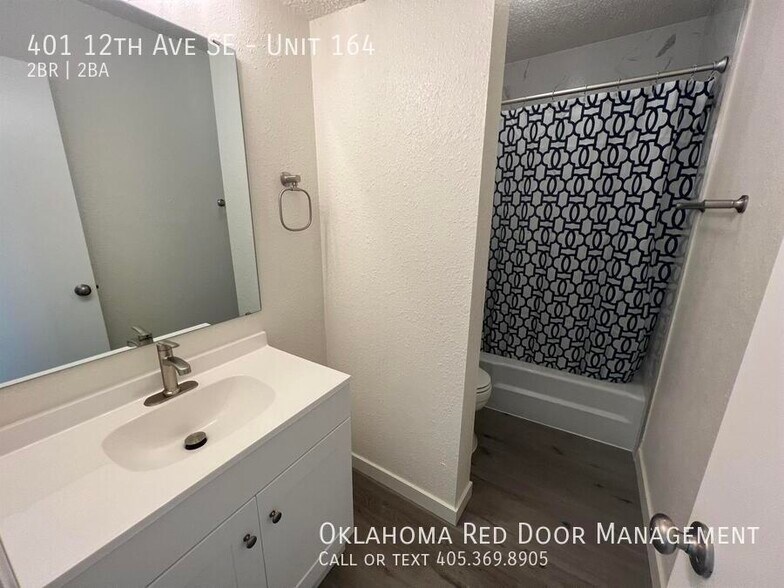 Building Photo - 401 12th Ave SE