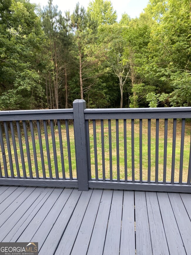 Building Photo - 164 Glenn Carrie Rd