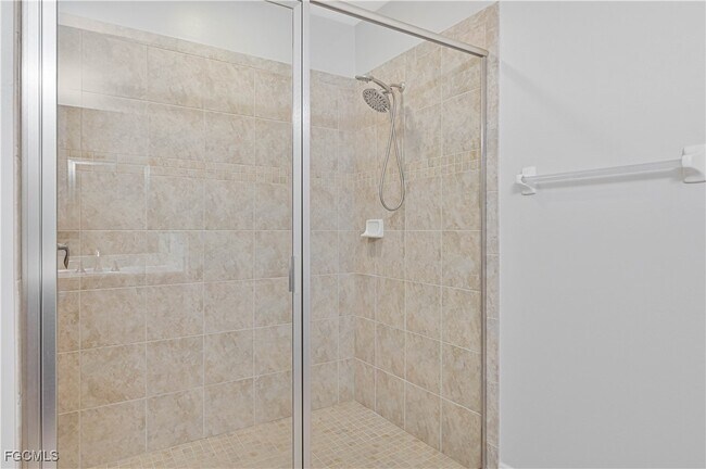 Building Photo - 4278 Dutchess Park Rd