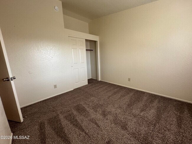 Building Photo - 5200 W Wood Owl Dr
