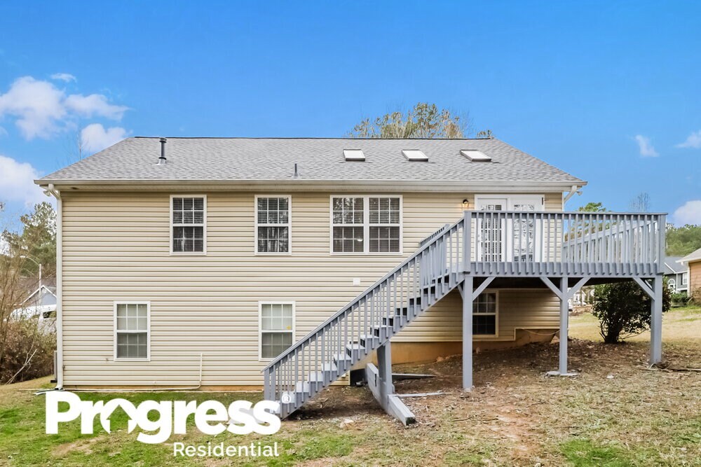 Building Photo - 2682 Owens Dr