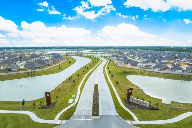 Building Photo - 9910 Oakheath Blf Dr