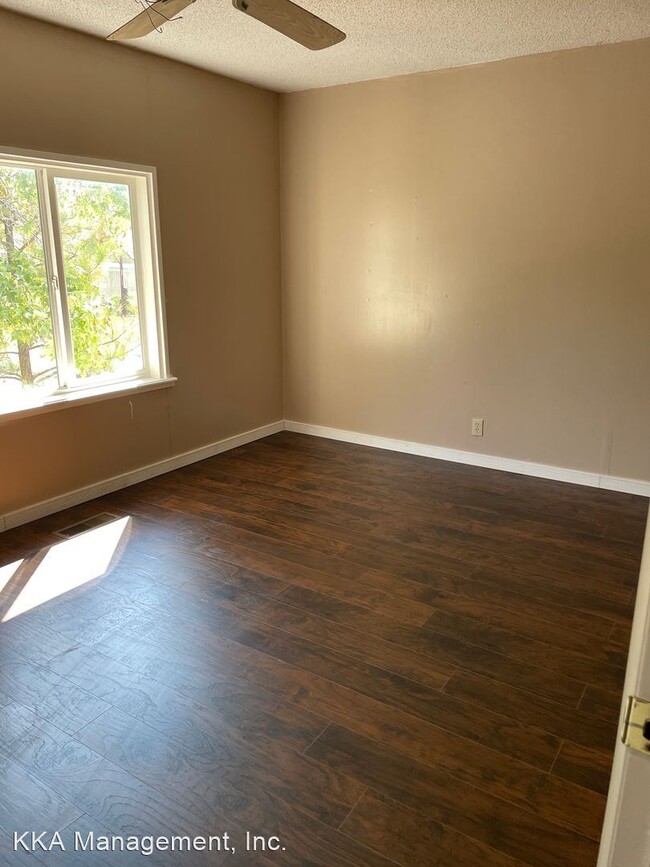 Building Photo - 5 br, 3 bath House - 1579 Rogers