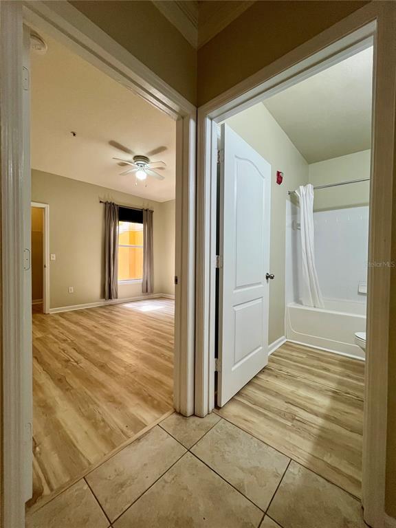 Building Photo - 8818 Villa View Cir