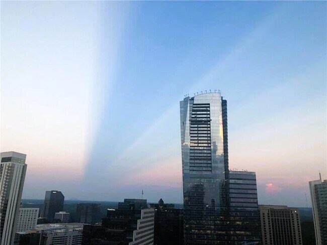 Building Photo - 3338 Peachtree Rd NE