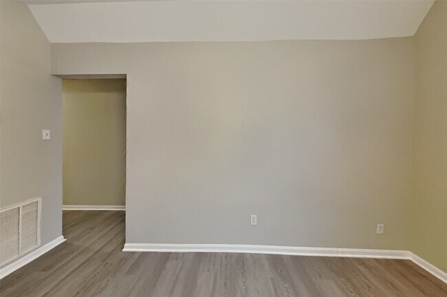 Building Photo - 3418 Creek Manor Dr