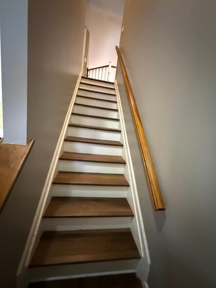 Building Photo - 36 Renaissance Ln