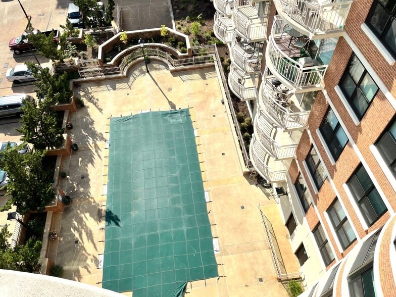 Building Photo - 1200 Braddock Pl