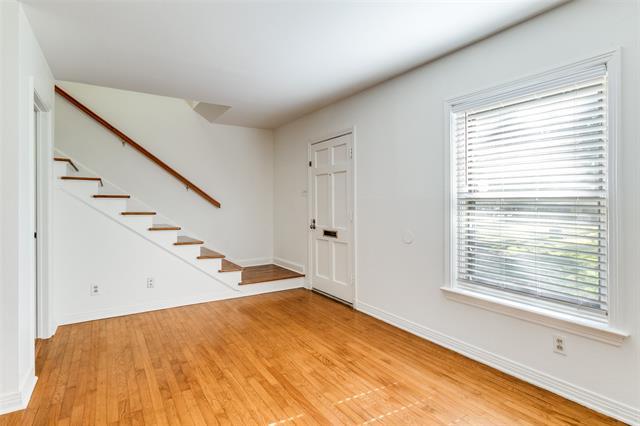 Building Photo - 6421 Bordeaux Ave