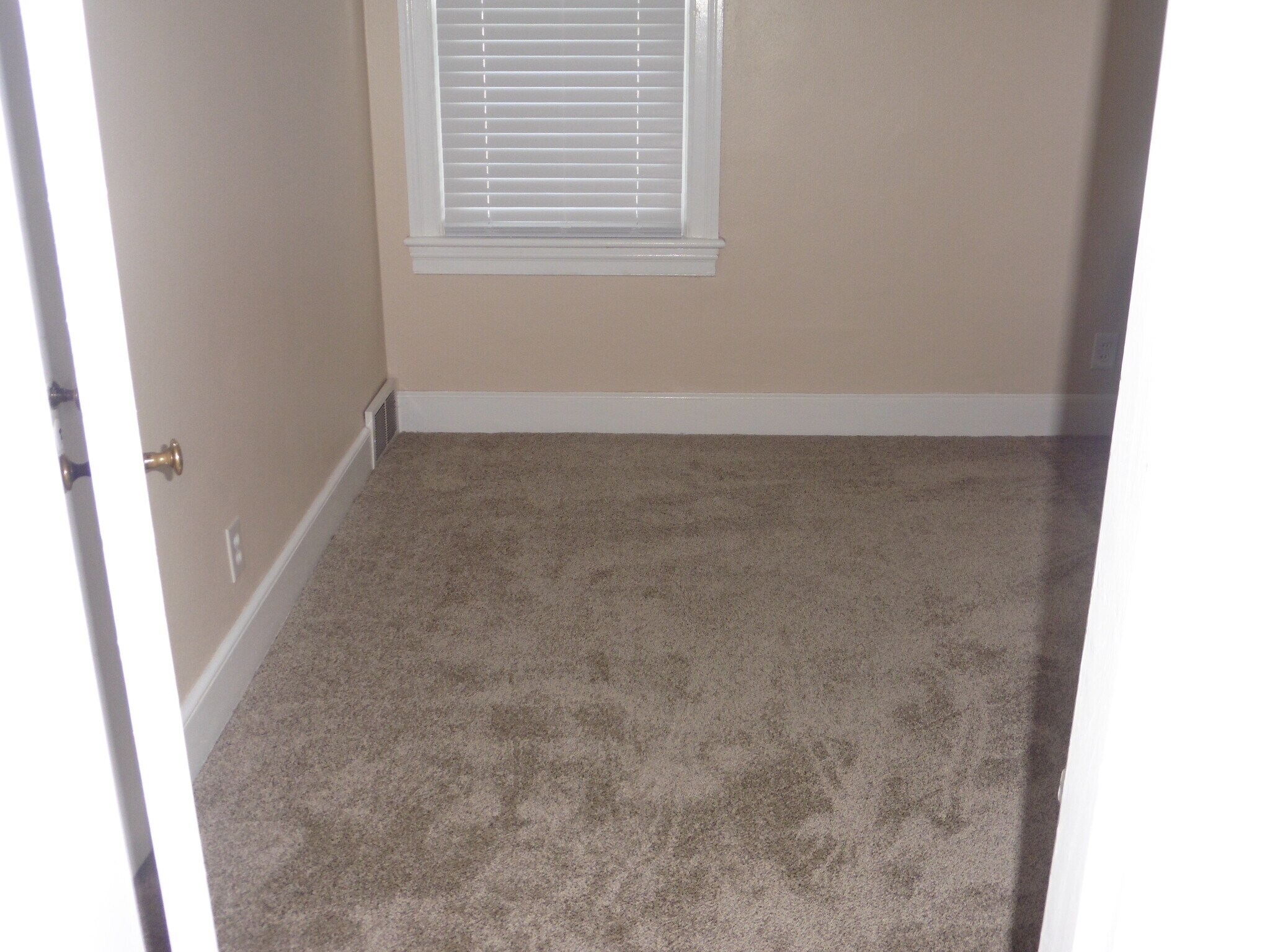 Upstairs Bedroom 2 - 319 Crompton Rd