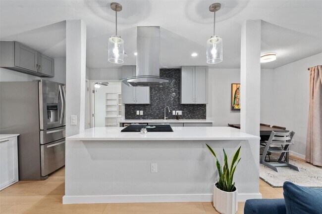Building Photo - 9107 Shepard Dr