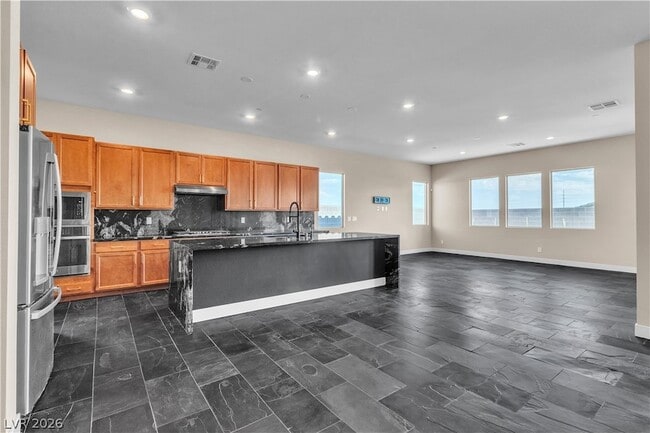 Building Photo - 11837 Grassy Pln Ave