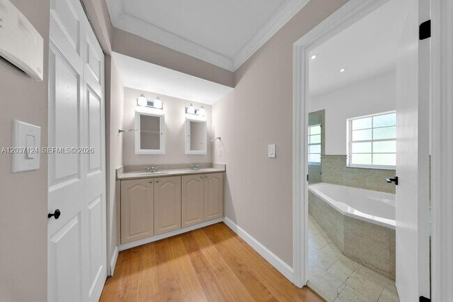 Building Photo - 11351 SW 63rd Terrace