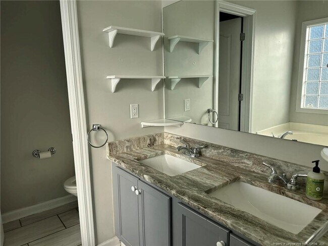 Building Photo - 115 Mckinley Dr