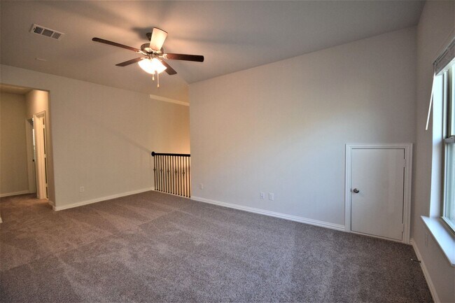 Building Photo - LOVELY FRISCO HOME IN GREAT NEIGHBORHOOD