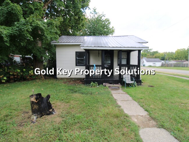 Building Photo - MUNCIE 4 BR 1 BA House with Central Air and Garage (NO SECTION 8)