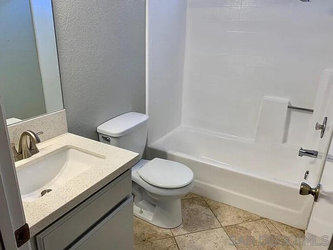 Building Photo - 445 Ribbon Beach Way